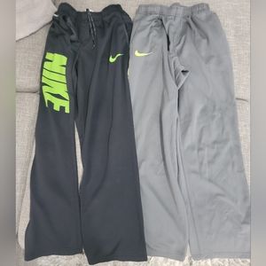 Nike sweatpants medium therma fit